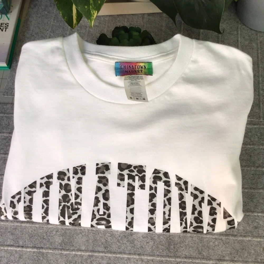 Chinatown White T-shirt Size modicum - Picture 3 of 4